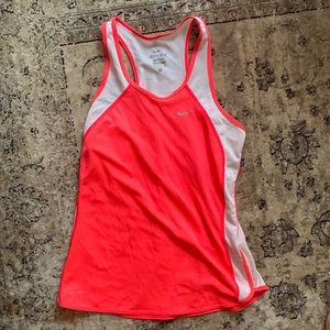 Nike small coral dri-fit workout tank